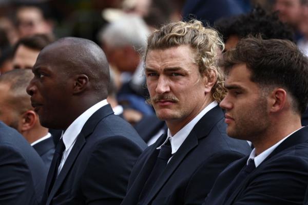 French World Cup build-up overshadowed by Chalureau race case